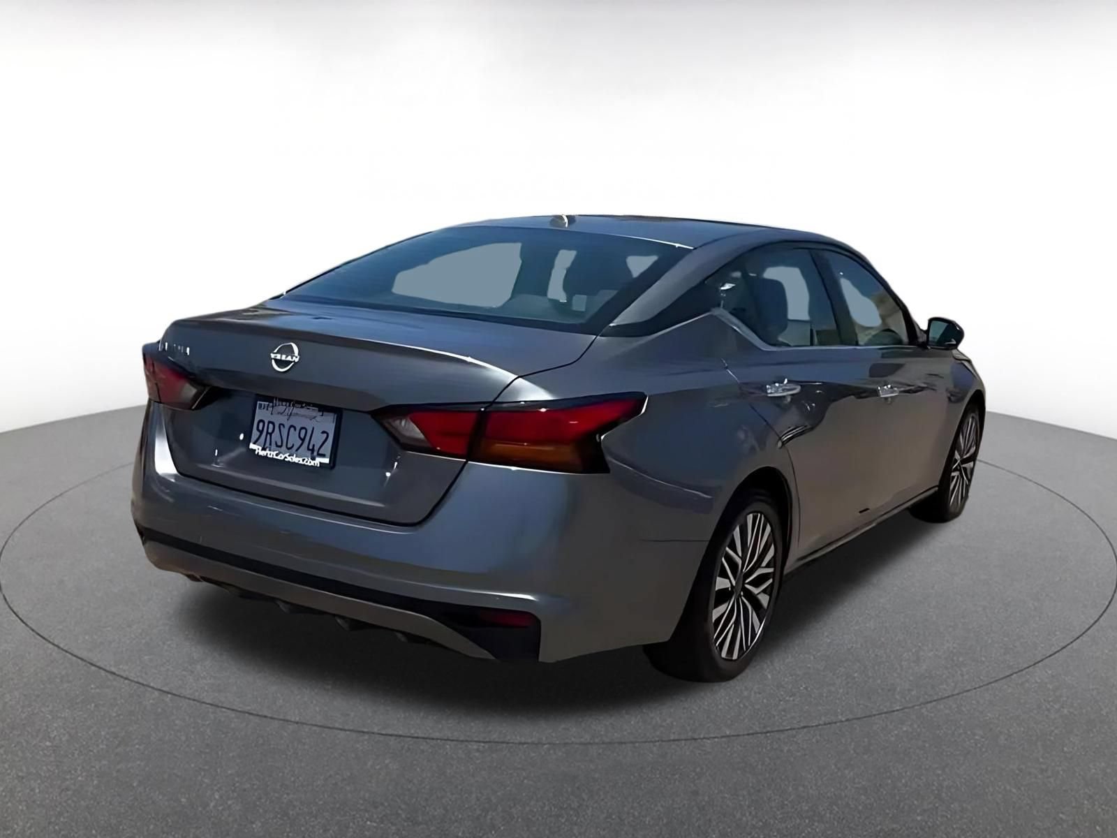 Thumbnail: 2025 Nissan Altima - 14