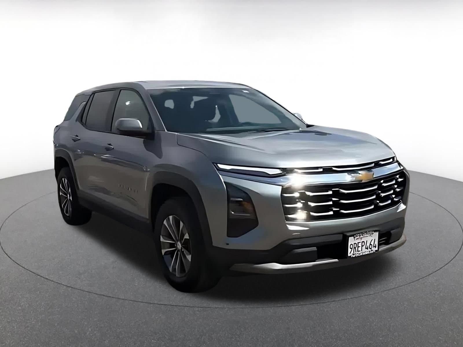 Thumbnail: 2025 Chevrolet Equinox - 3