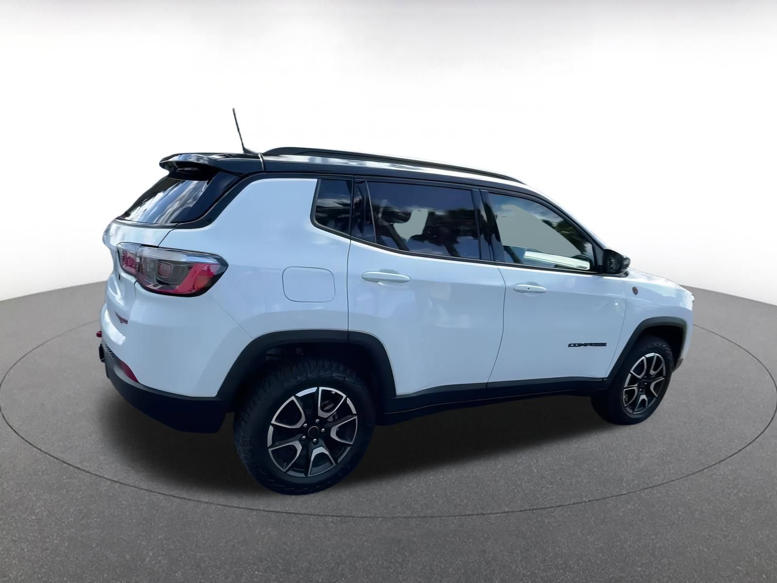 Thumbnail: 2025 Jeep Compass - 15