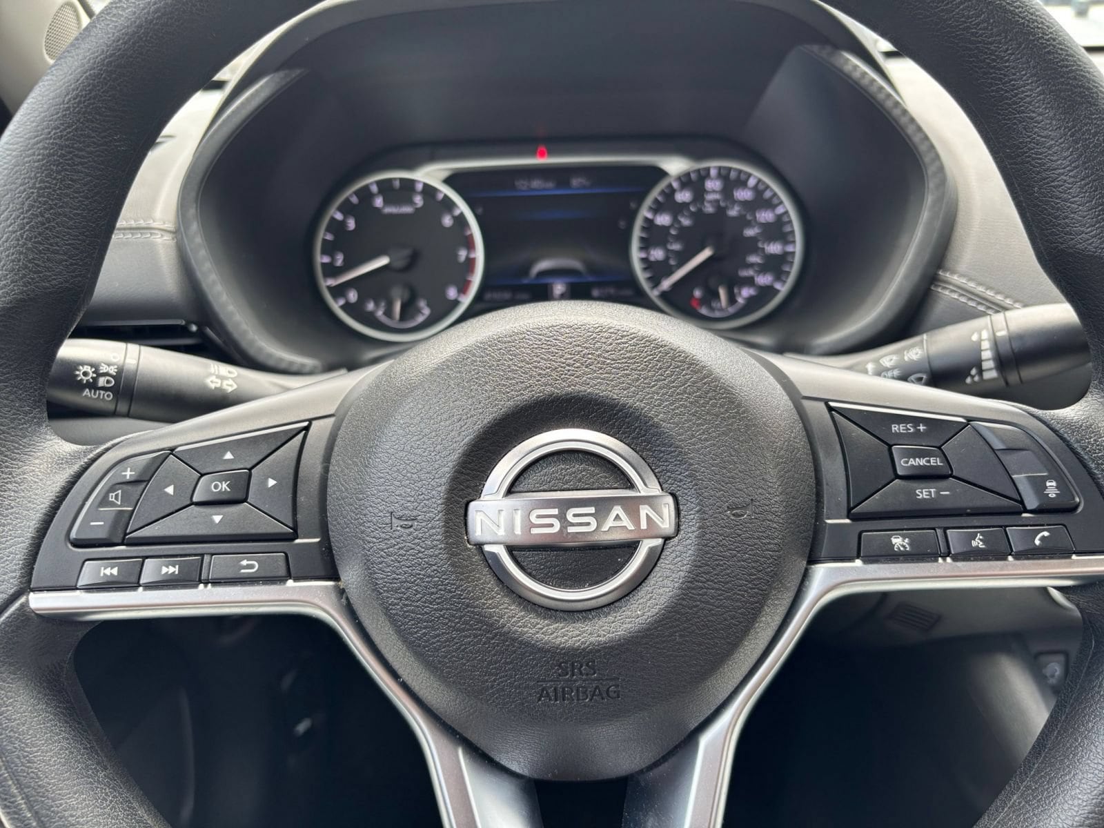 Thumbnail: 2025 Nissan Sentra - 25