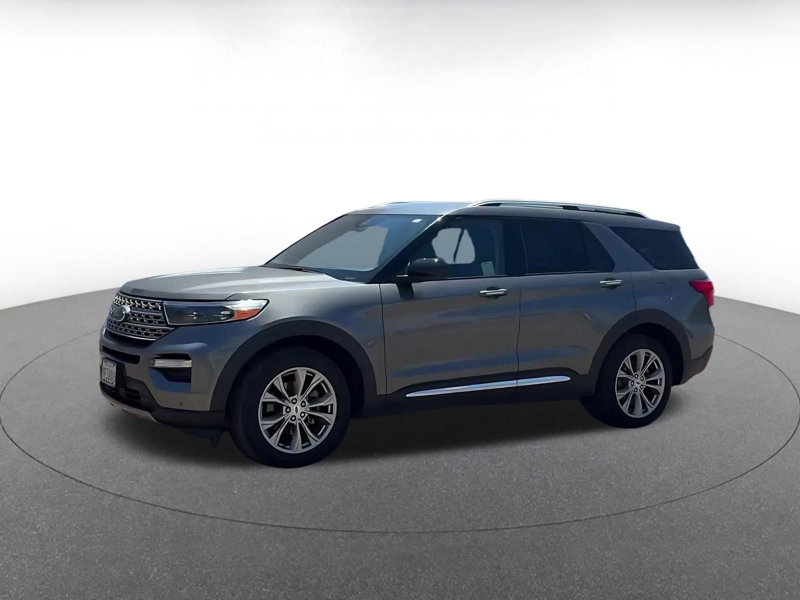 Thumbnail: 2023 Ford Explorer - 8