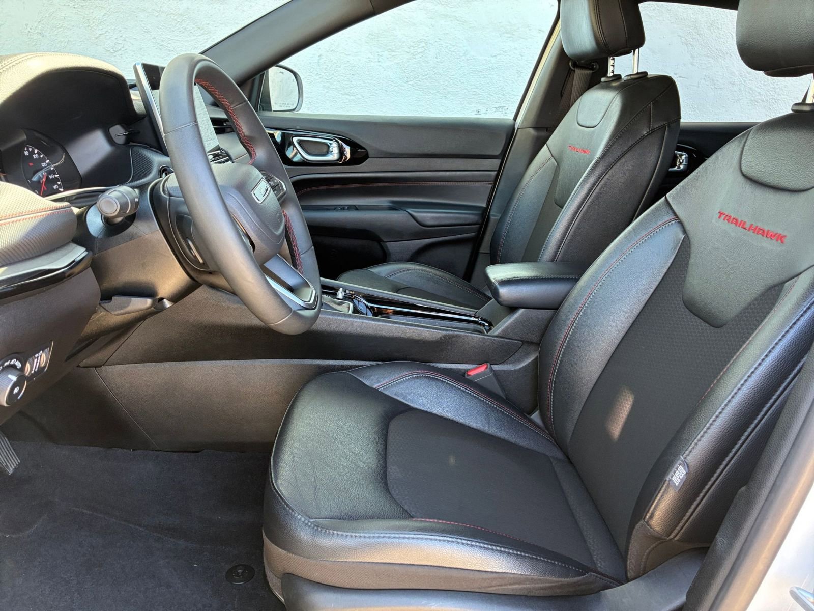 Thumbnail: 2025 Jeep Compass - 25