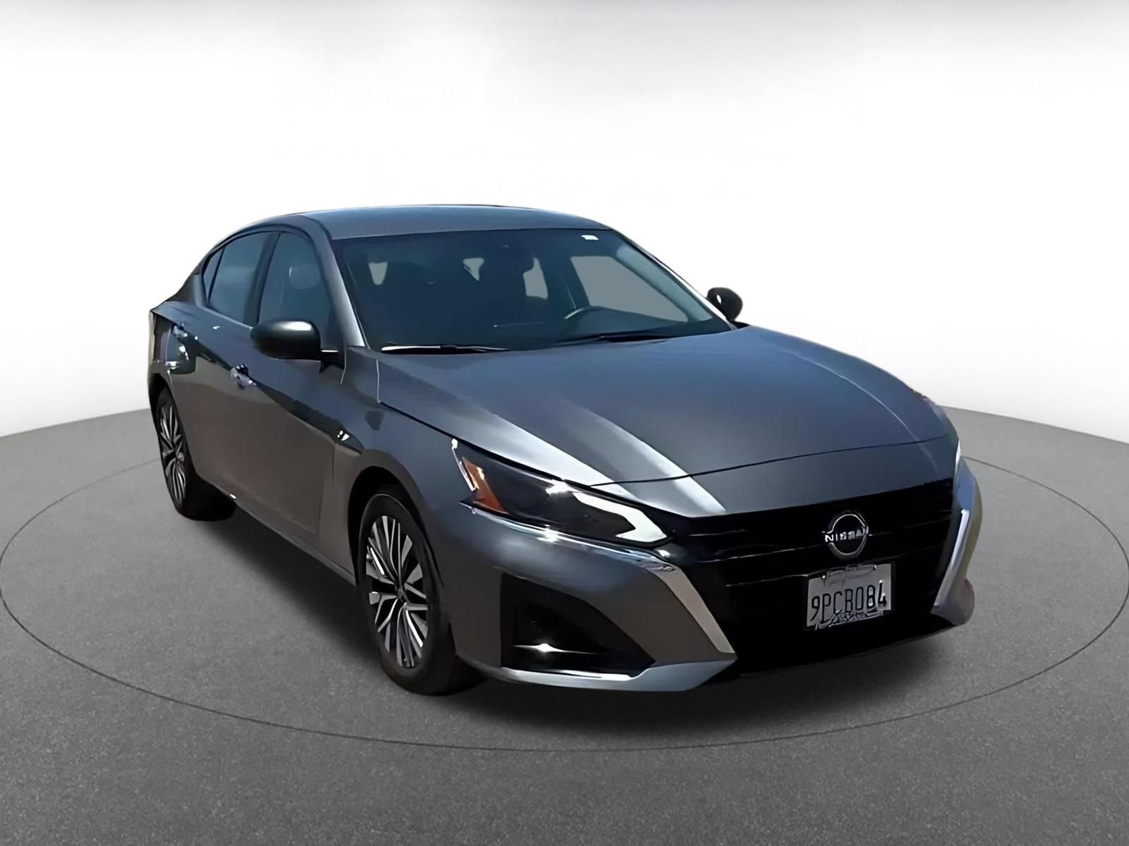 Thumbnail: 2025 Nissan Altima - 3