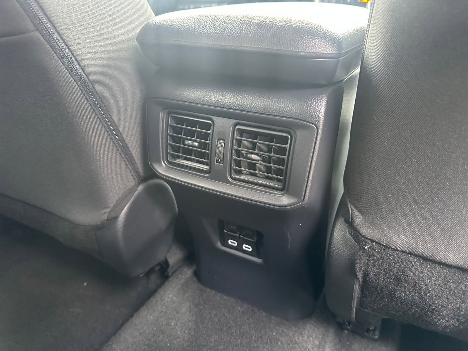 Thumbnail: 2025 Toyota RAV4 - 24