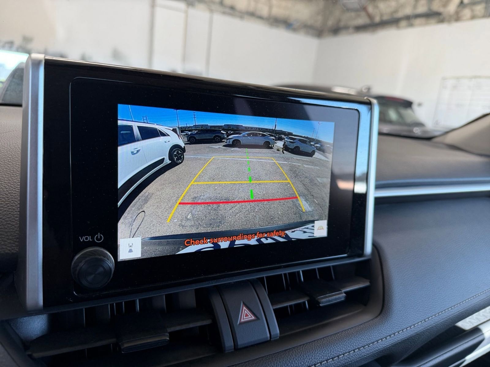 Thumbnail: 2025 Toyota RAV4 - 17