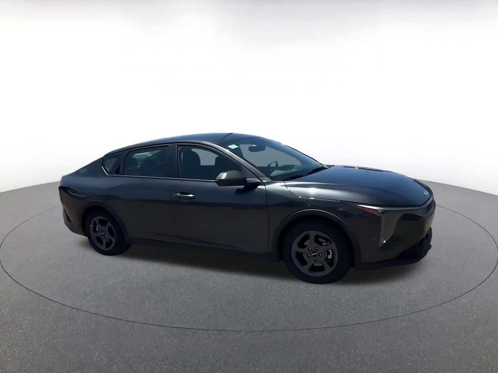 Thumbnail: 2025 Kia K4 - 2