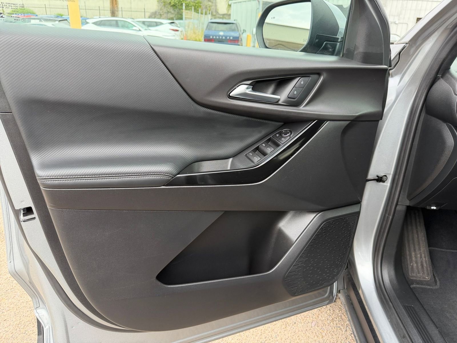 Thumbnail: 2025 Chevrolet Equinox - 20