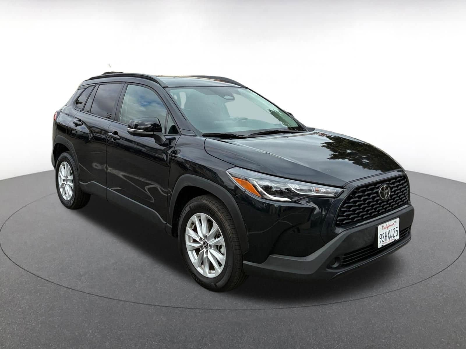 Thumbnail: 2025 Toyota Corolla Cross - 1