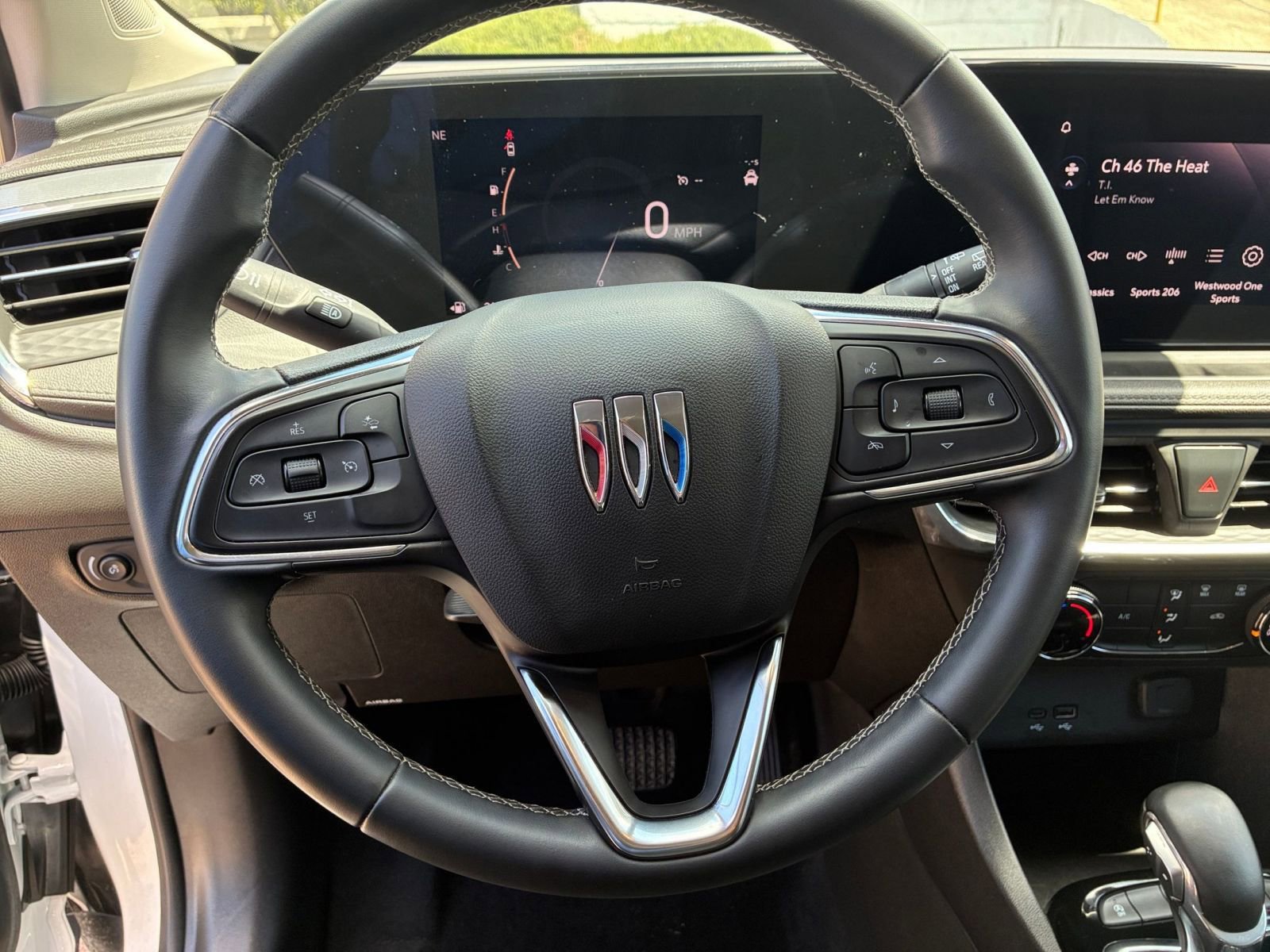 Thumbnail: 2025 Buick Encore GX - 27