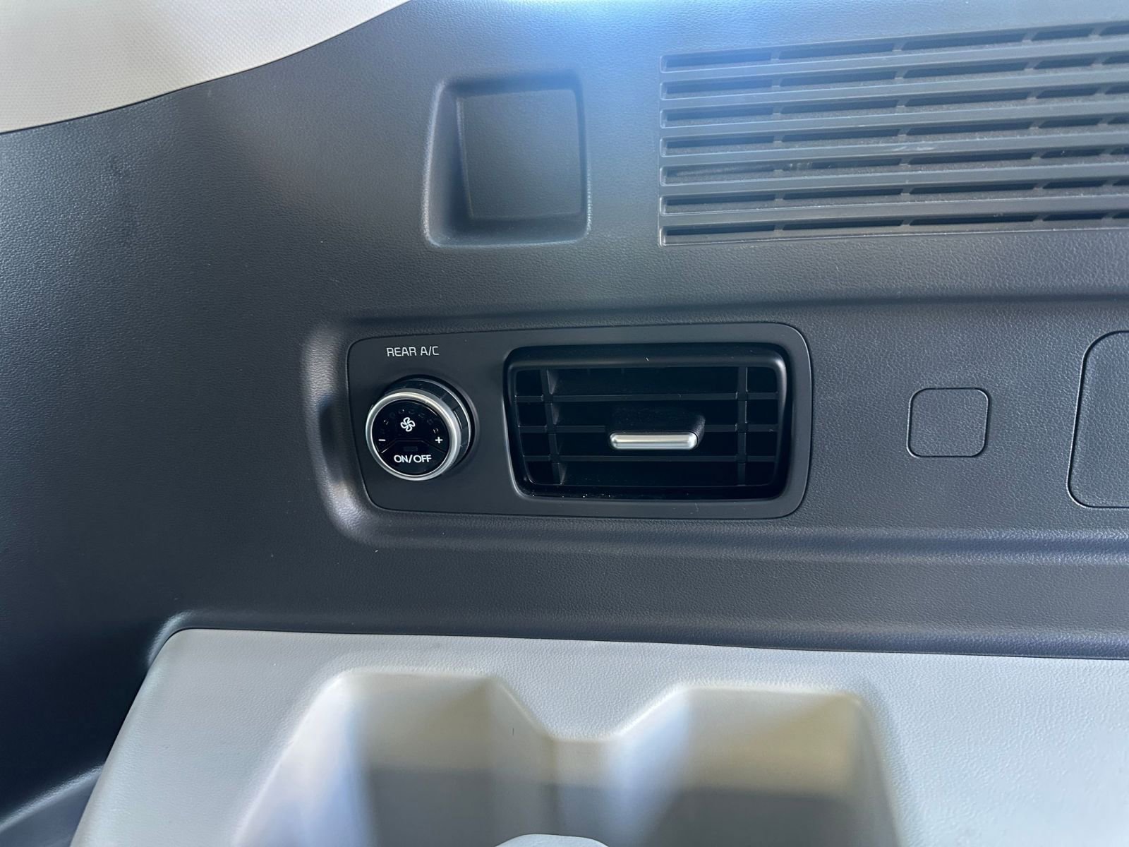 Thumbnail: 2025 Hyundai Santa Fe - 24