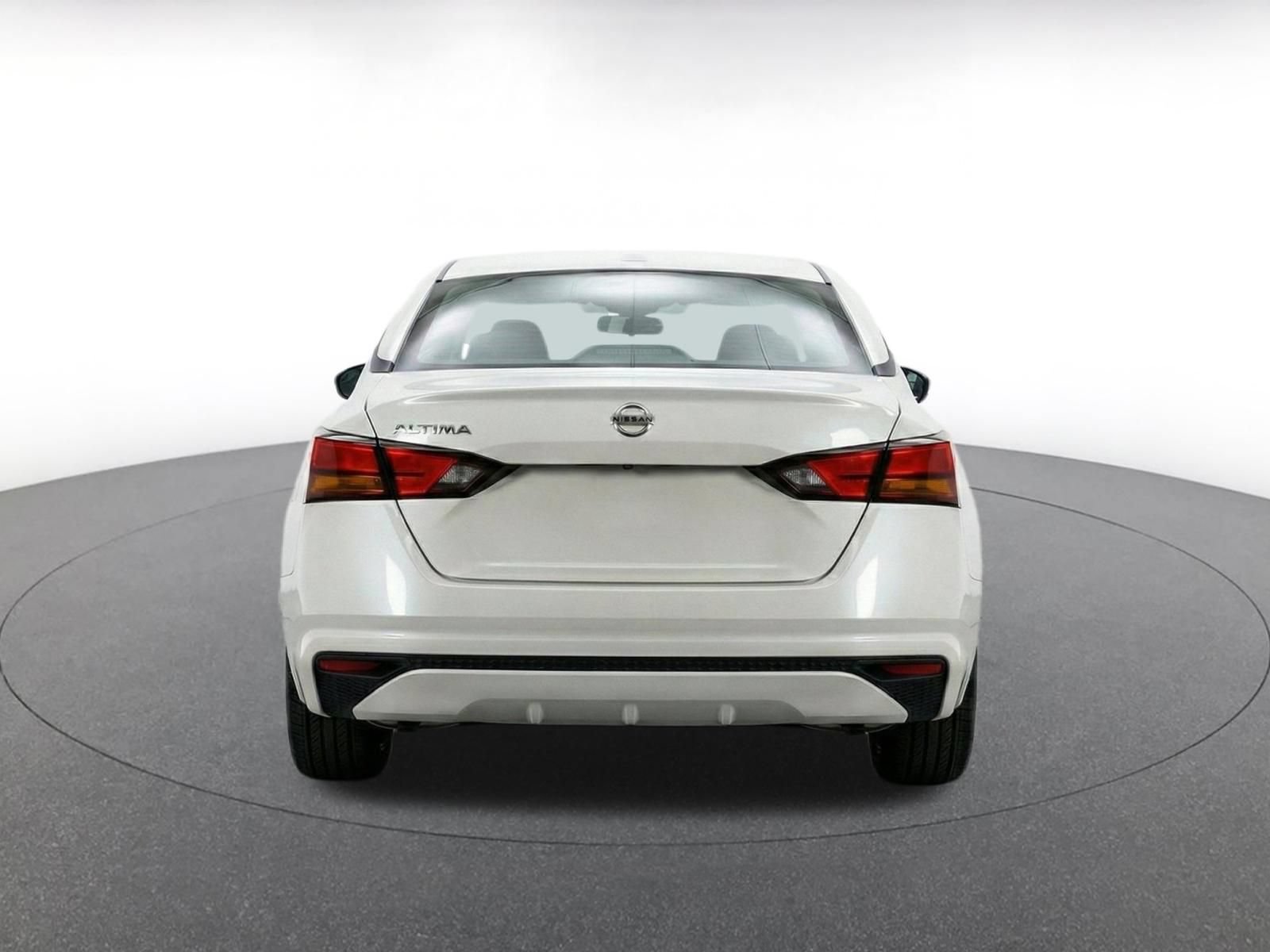Thumbnail: 2025 Nissan Altima - 8