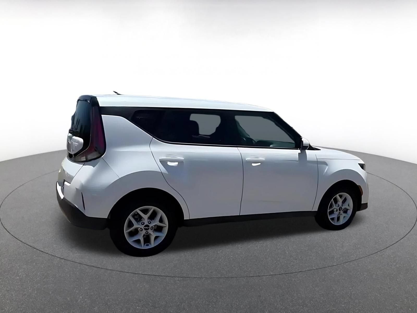 Thumbnail: 2025 Kia Soul - 15