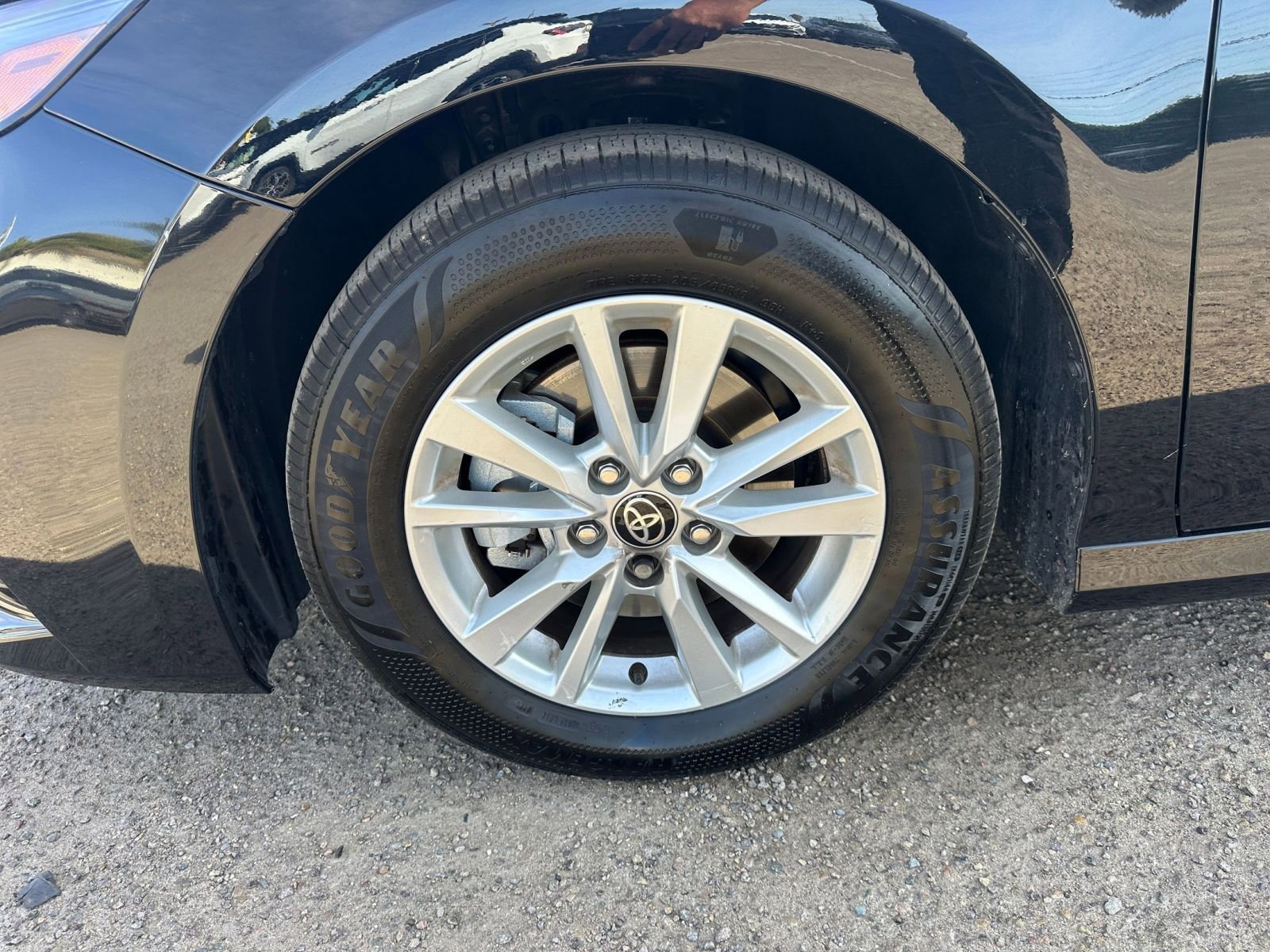 Thumbnail: 2025 Toyota Camry - 29