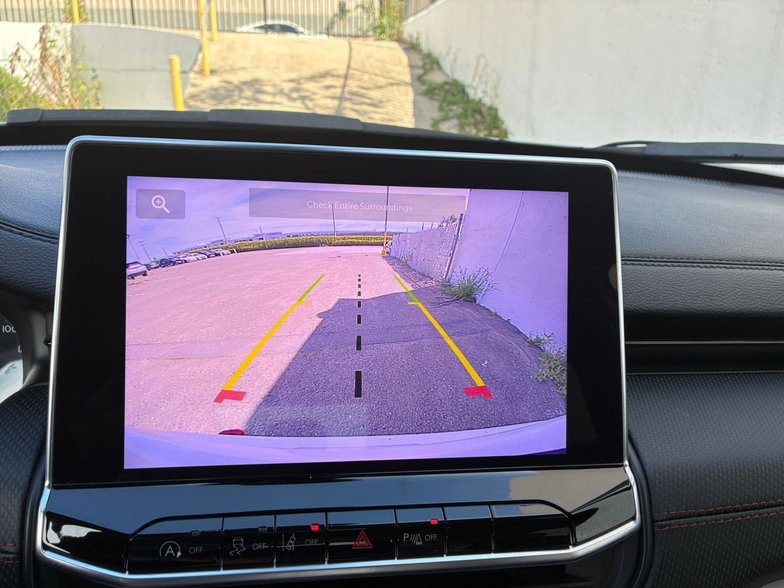 Thumbnail: 2025 Jeep Compass - 23