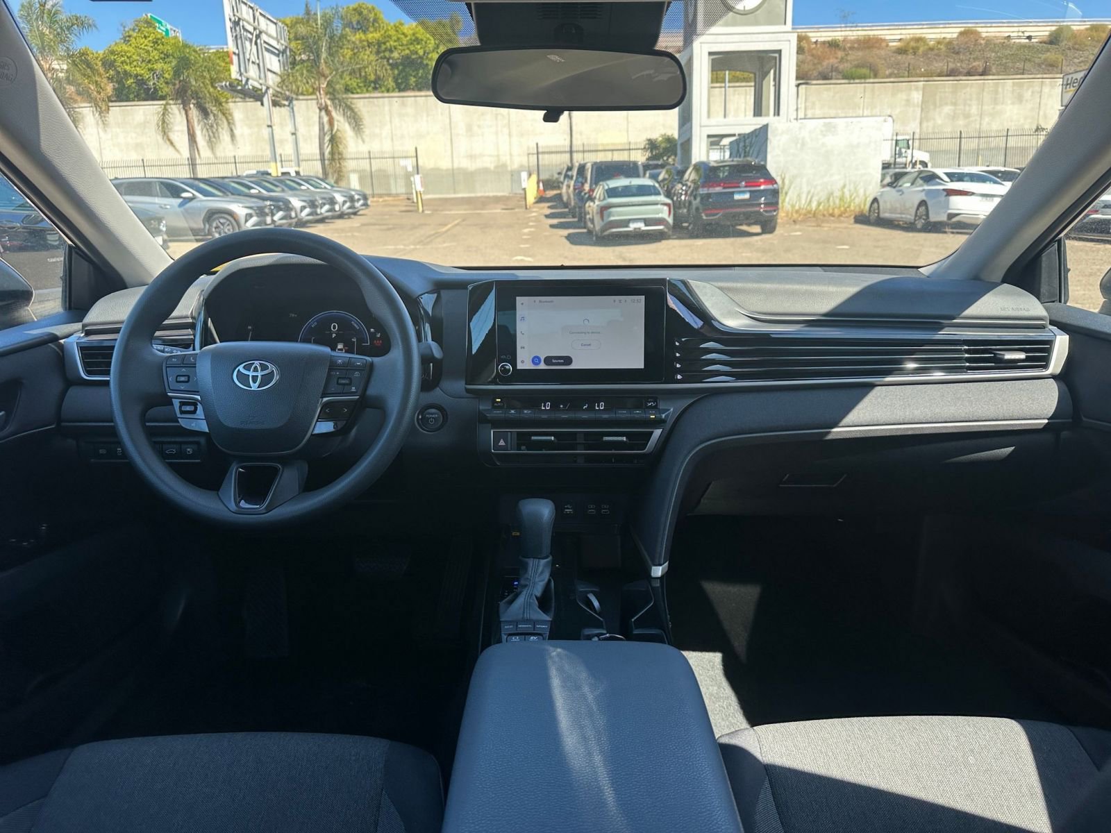 Thumbnail: 2025 Toyota Camry - 32