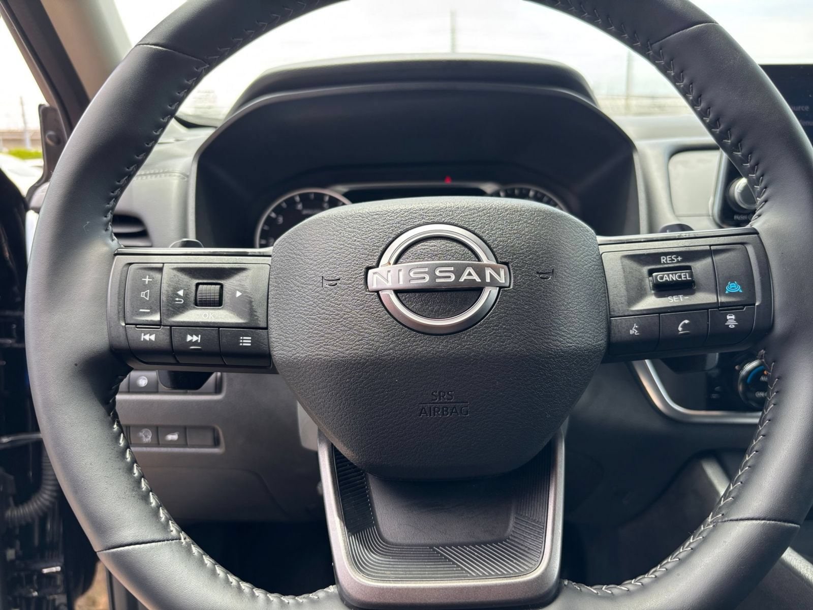 Thumbnail: 2025 Nissan Rogue - 30