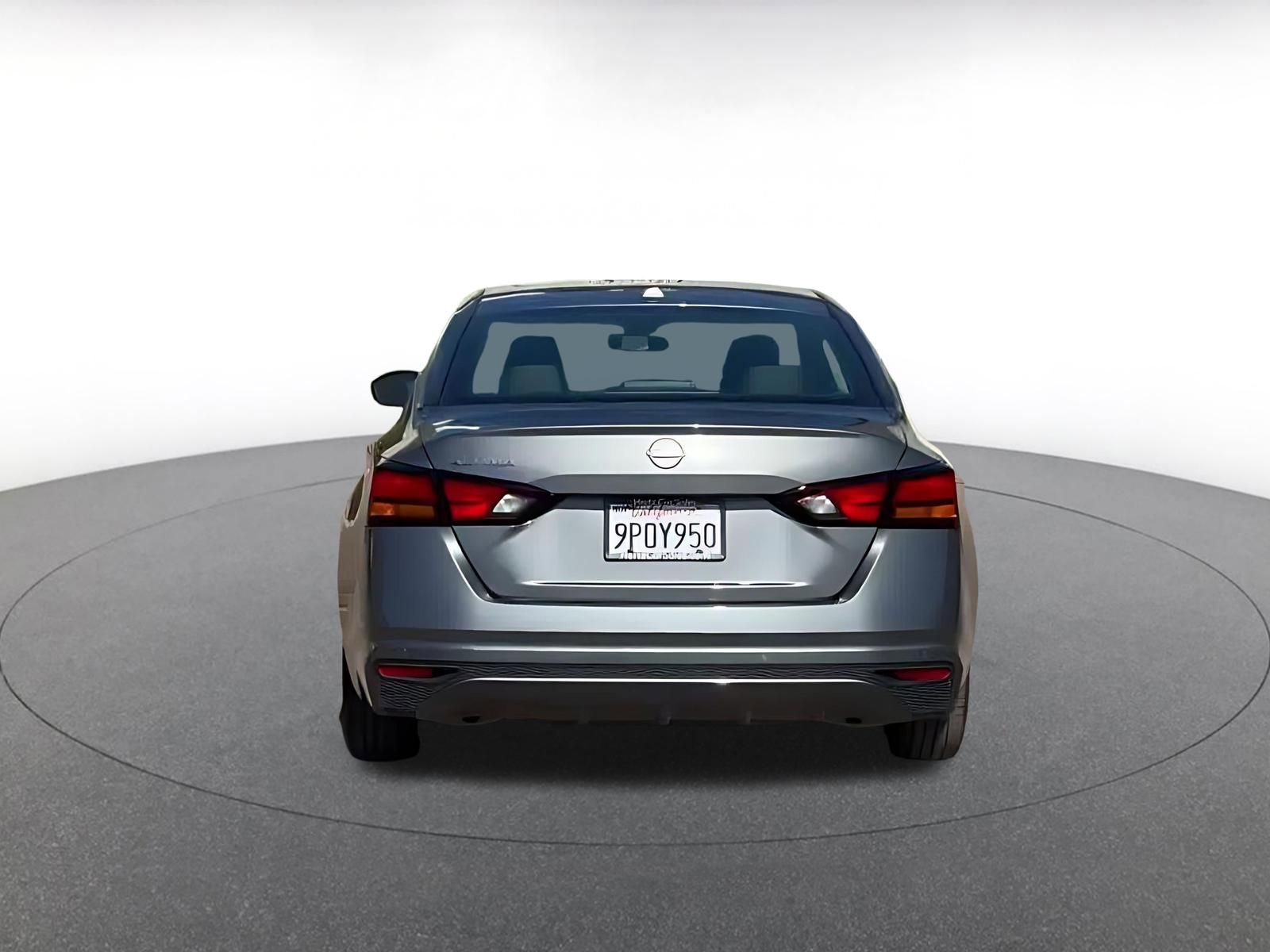 Thumbnail: 2025 Nissan Altima - 12