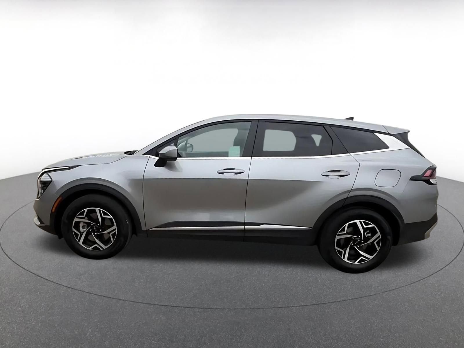 Thumbnail: 2025 Kia Sportage - 9