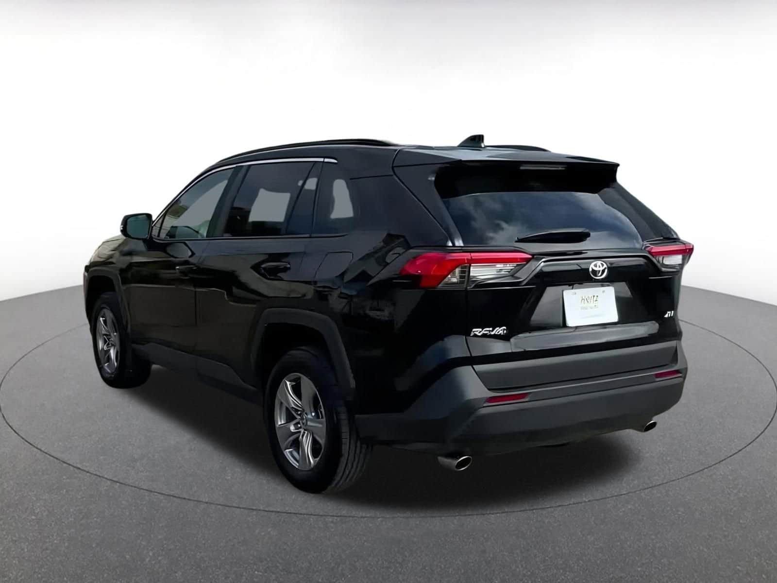 Thumbnail: 2025 Toyota RAV4 - 11