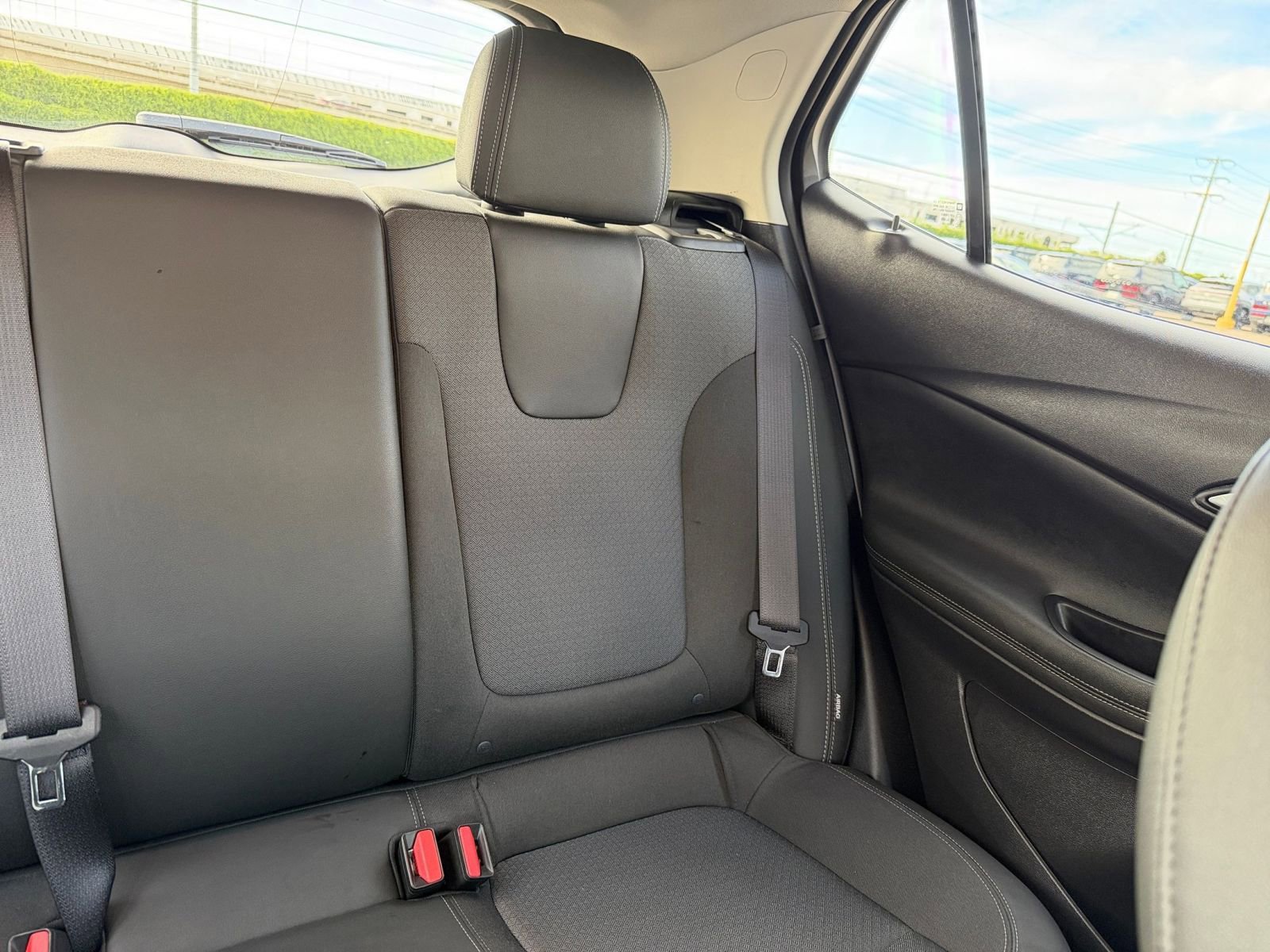 Thumbnail: 2025 Buick Encore GX - 35