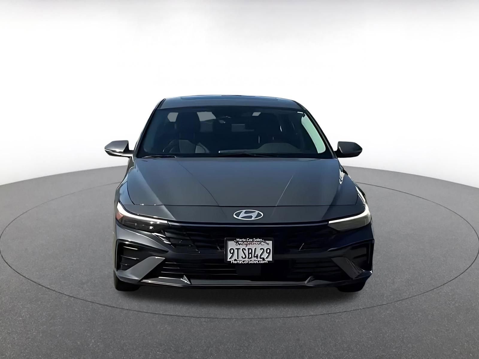 Thumbnail: 2025 Hyundai Elantra - 4