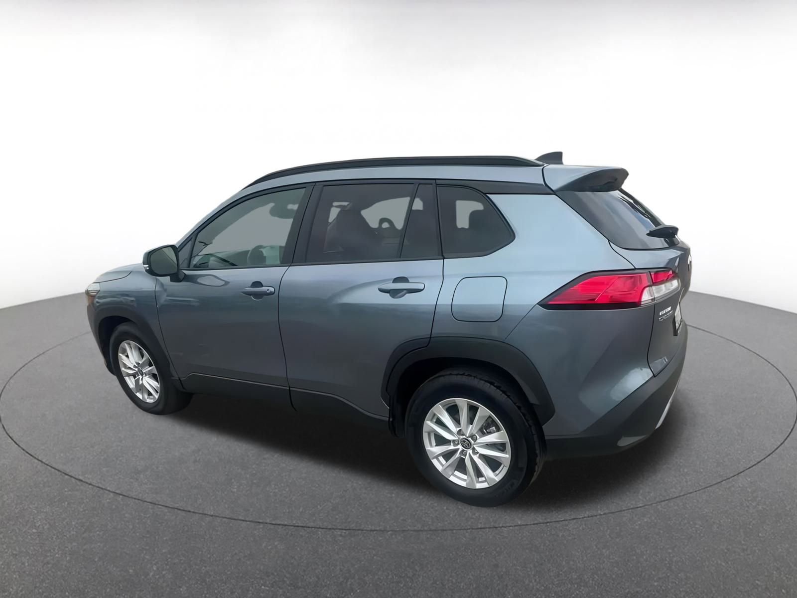 Thumbnail: 2025 Toyota Corolla Cross - 10