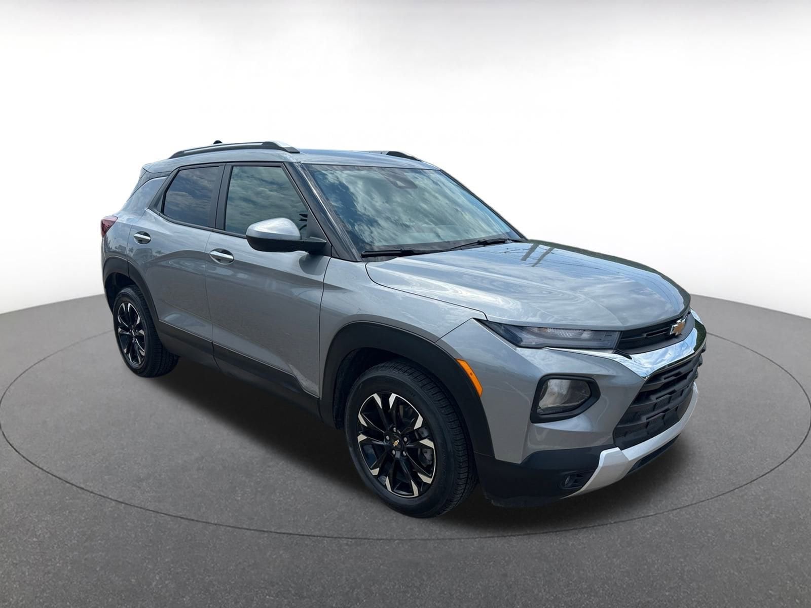 Thumbnail: 2023 Chevrolet TrailBlazer - 1