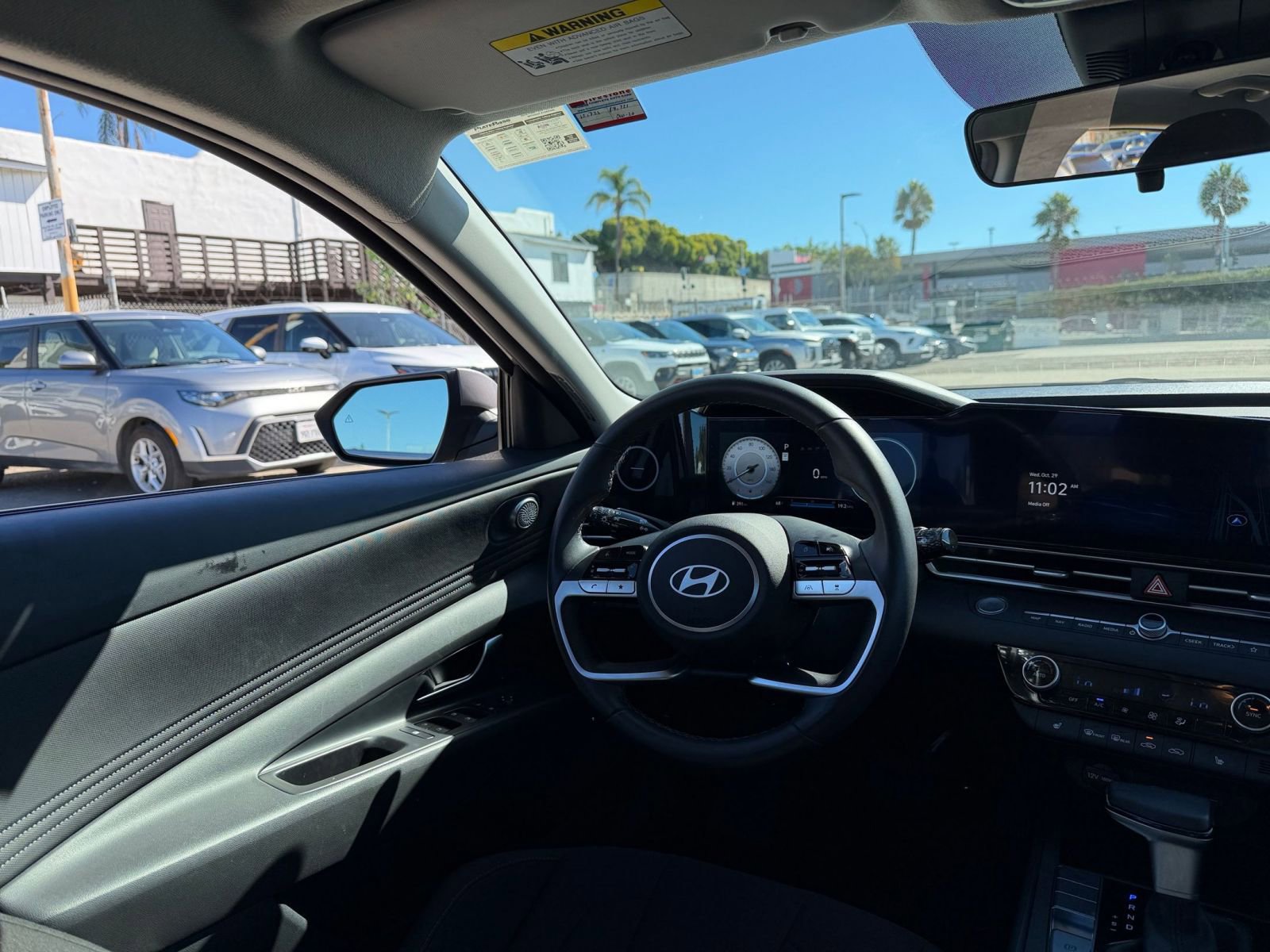 Thumbnail: 2025 Hyundai Elantra - 32