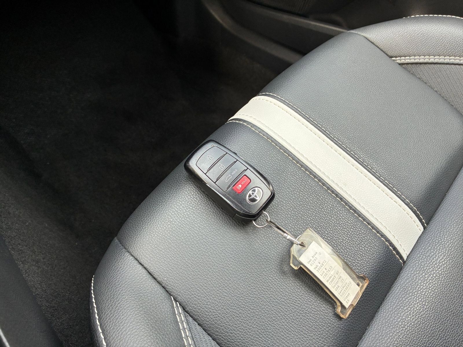 Thumbnail: 2025 Toyota Camry - 21