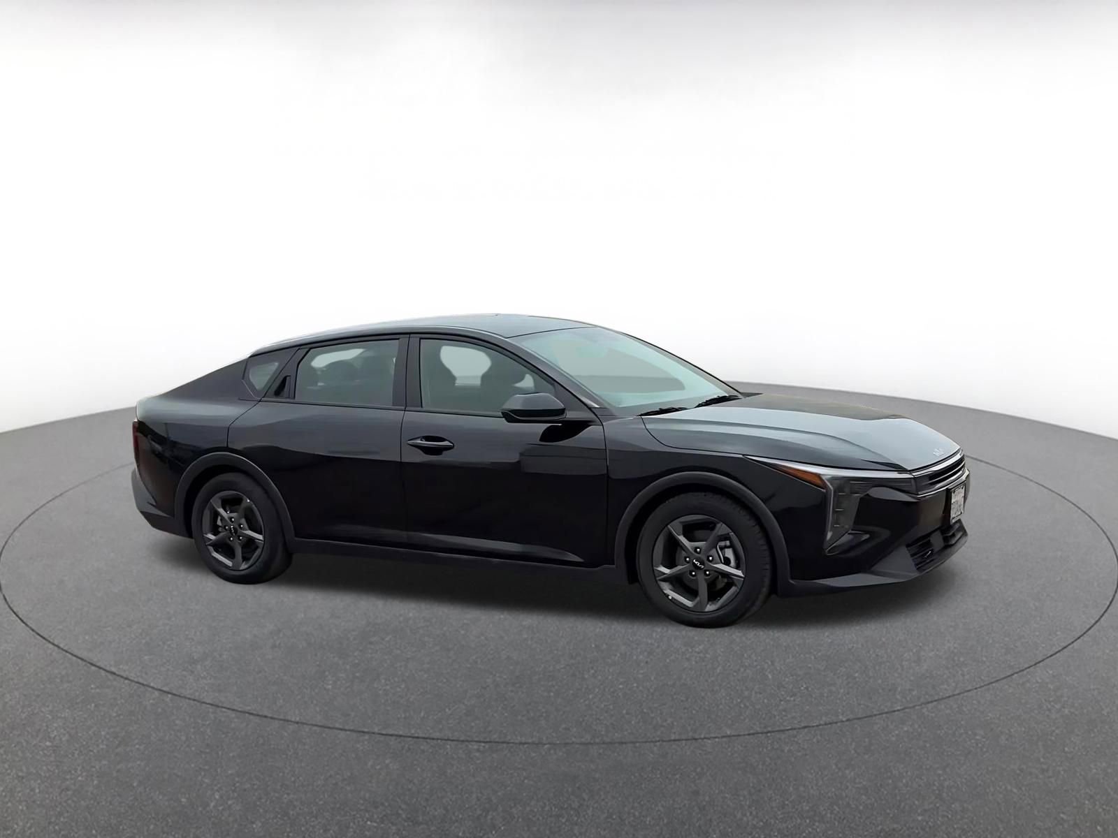 Thumbnail: 2025 Kia K4 - 2