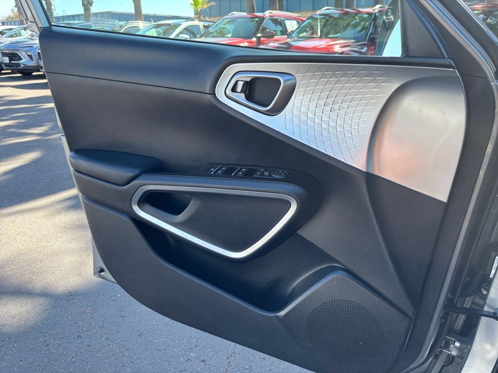 Thumbnail: 2025 Kia Soul - 18
