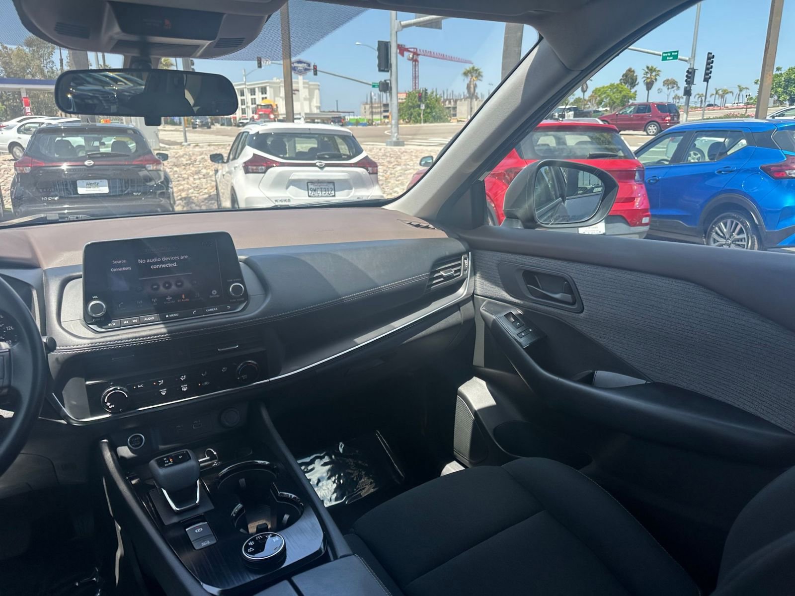 2023 Nissan Rogue S 34