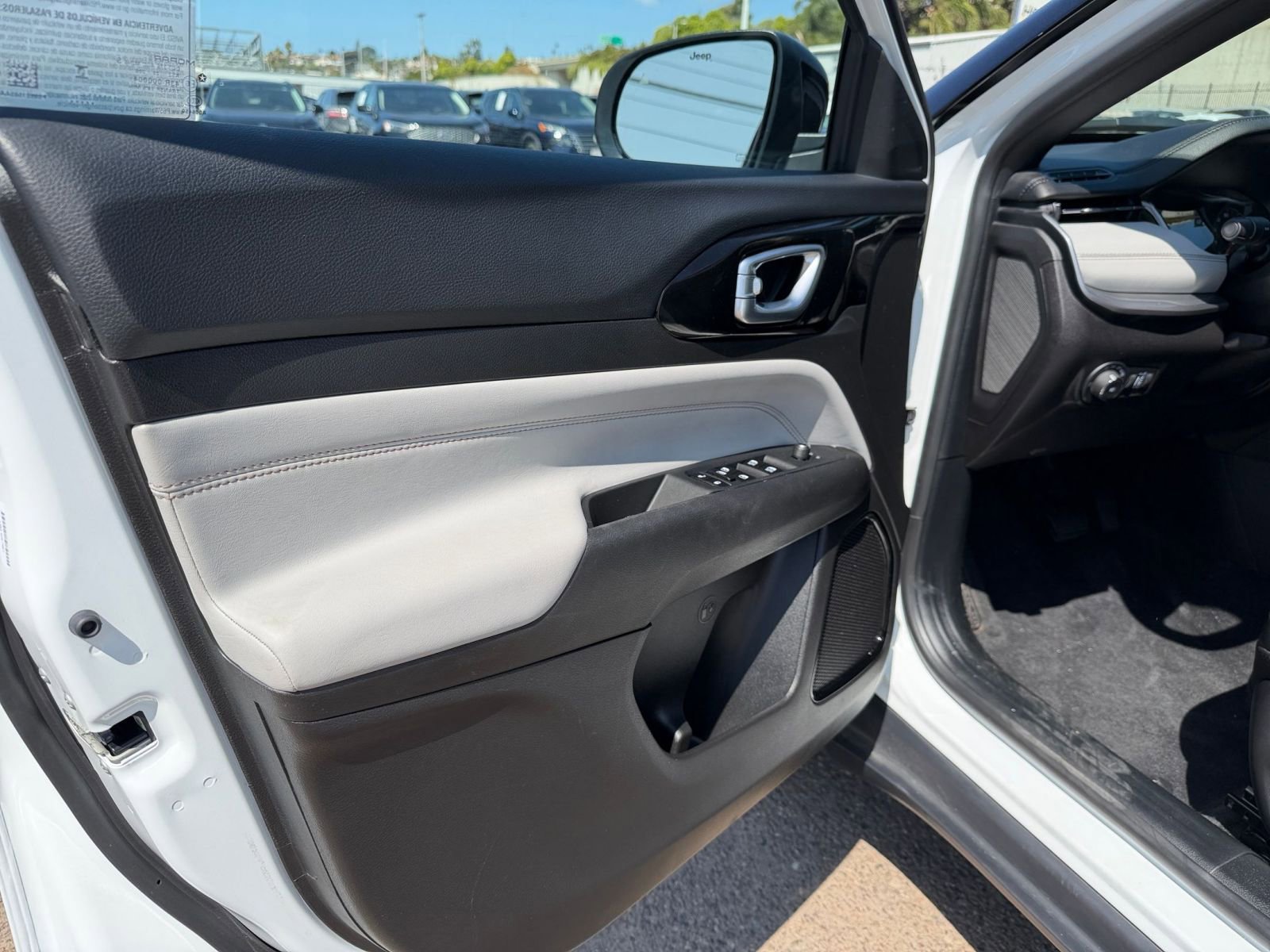 Thumbnail: 2025 Jeep Compass - 20