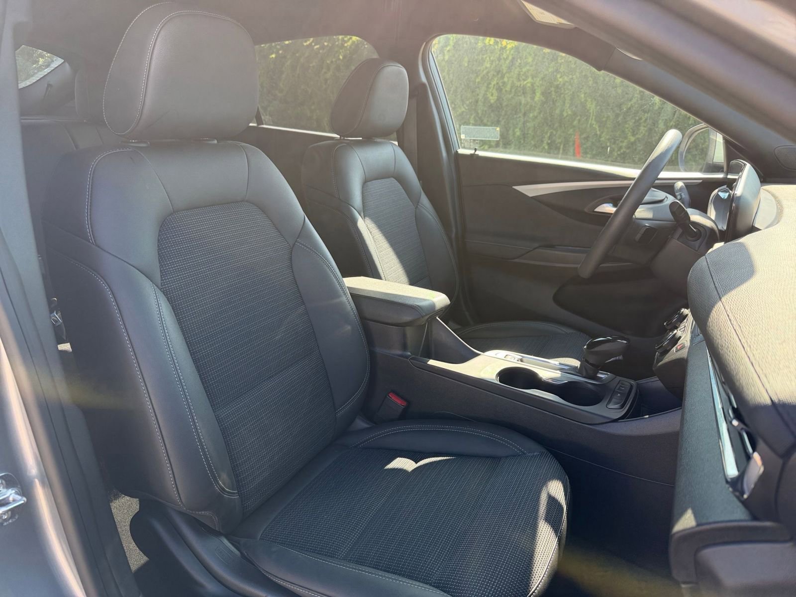 Thumbnail: 2025 Buick Envista - 34