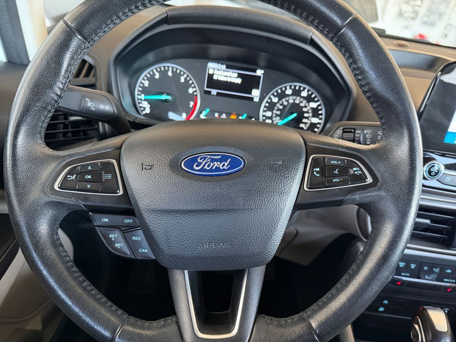 Thumbnail: 2019 Ford EcoSport - 27