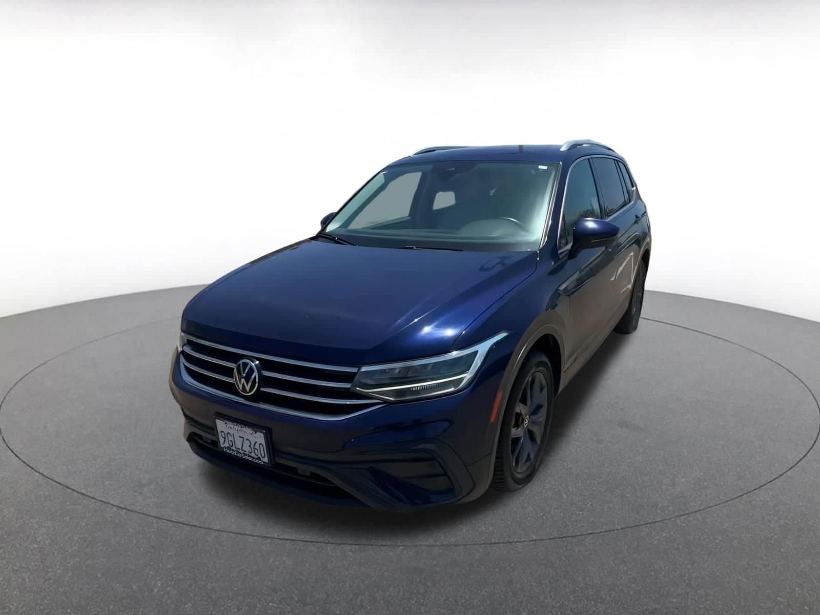 Image of 2022 Volkswagen Tiguan 2.0T SE SUV