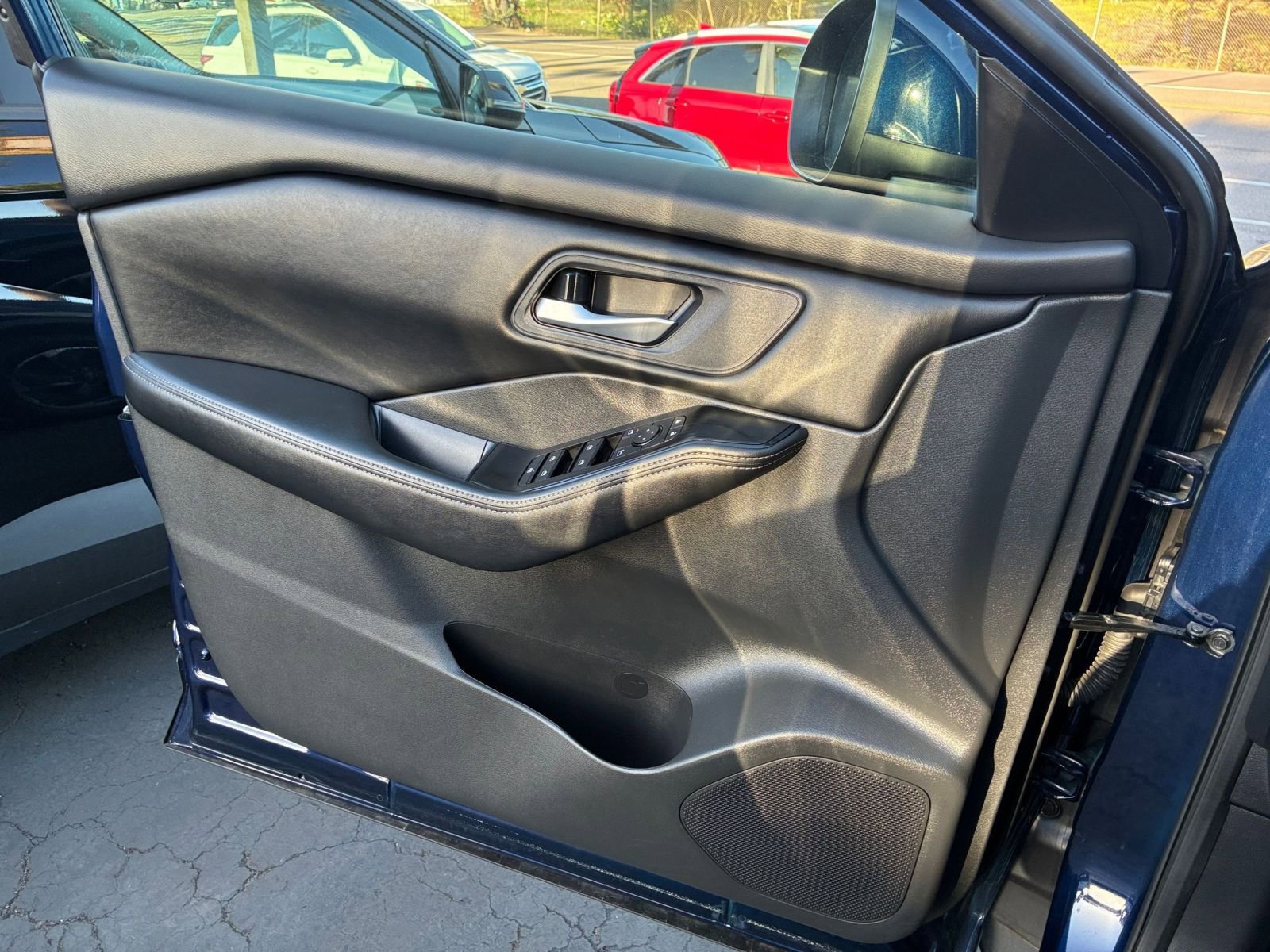 Thumbnail: 2025 Nissan Rogue - 18