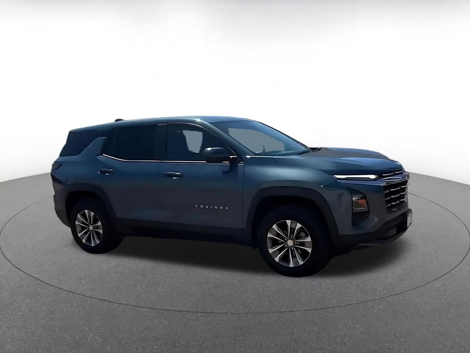 Thumbnail: 2025 Chevrolet Equinox - 2