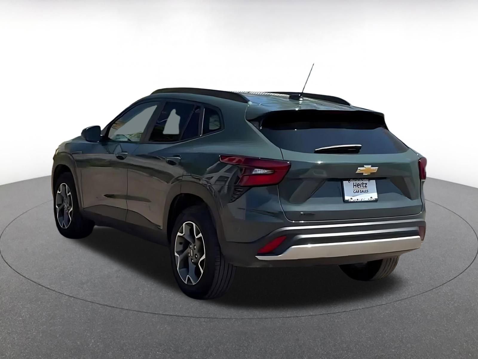 Thumbnail: 2025 Chevrolet Trax - 11