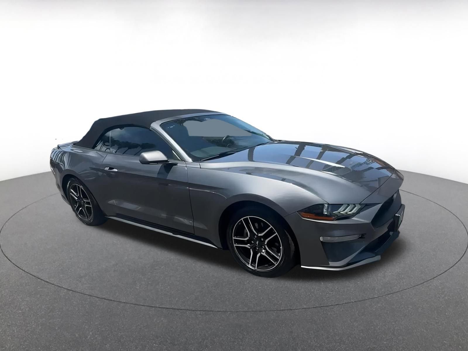 2023 Ford Mustang  2