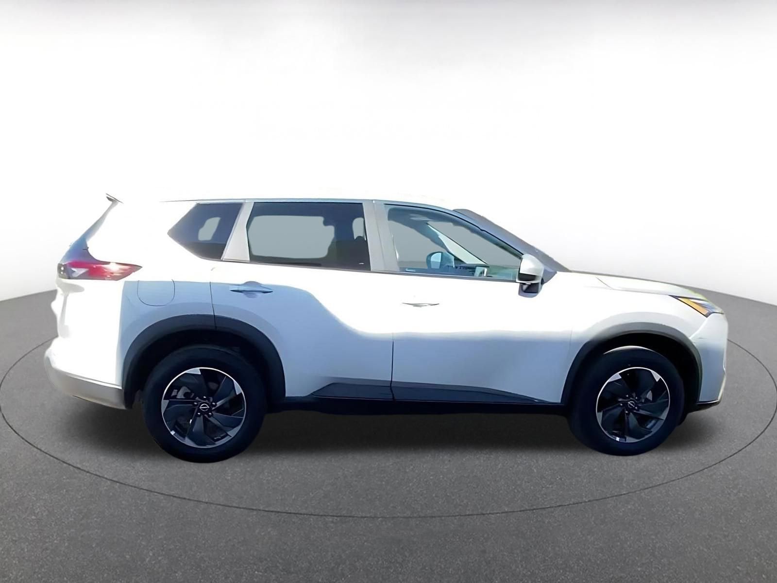 Thumbnail: 2025 Nissan Rogue - 12