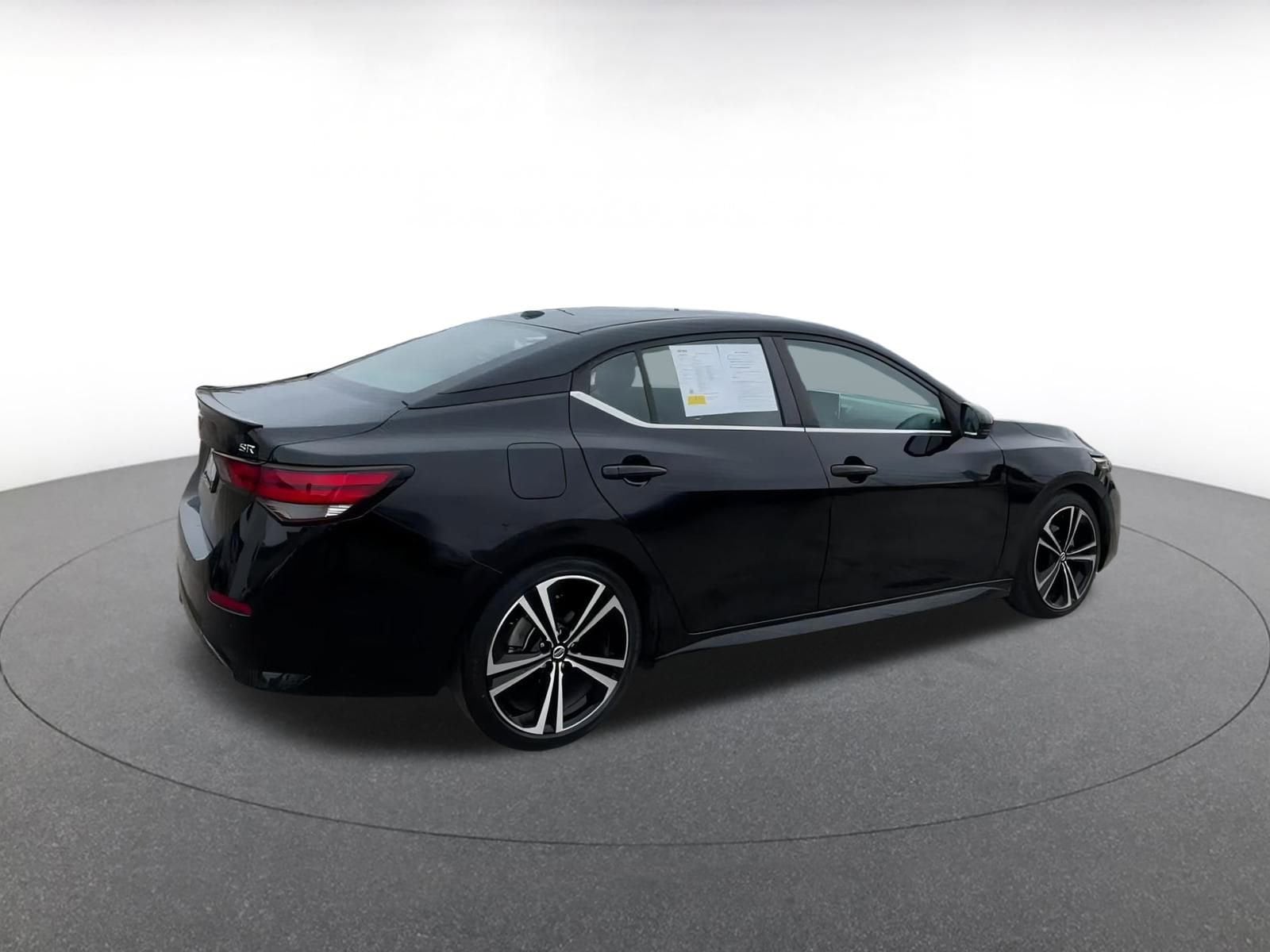 Thumbnail: 2021 Nissan Sentra - 15