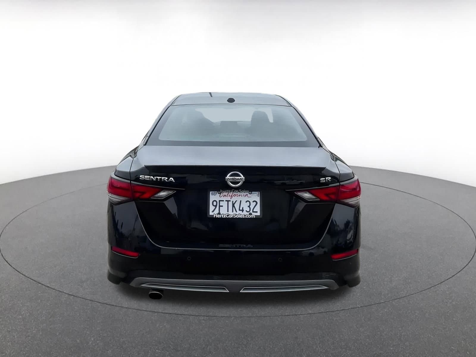 Thumbnail: 2021 Nissan Sentra - 12