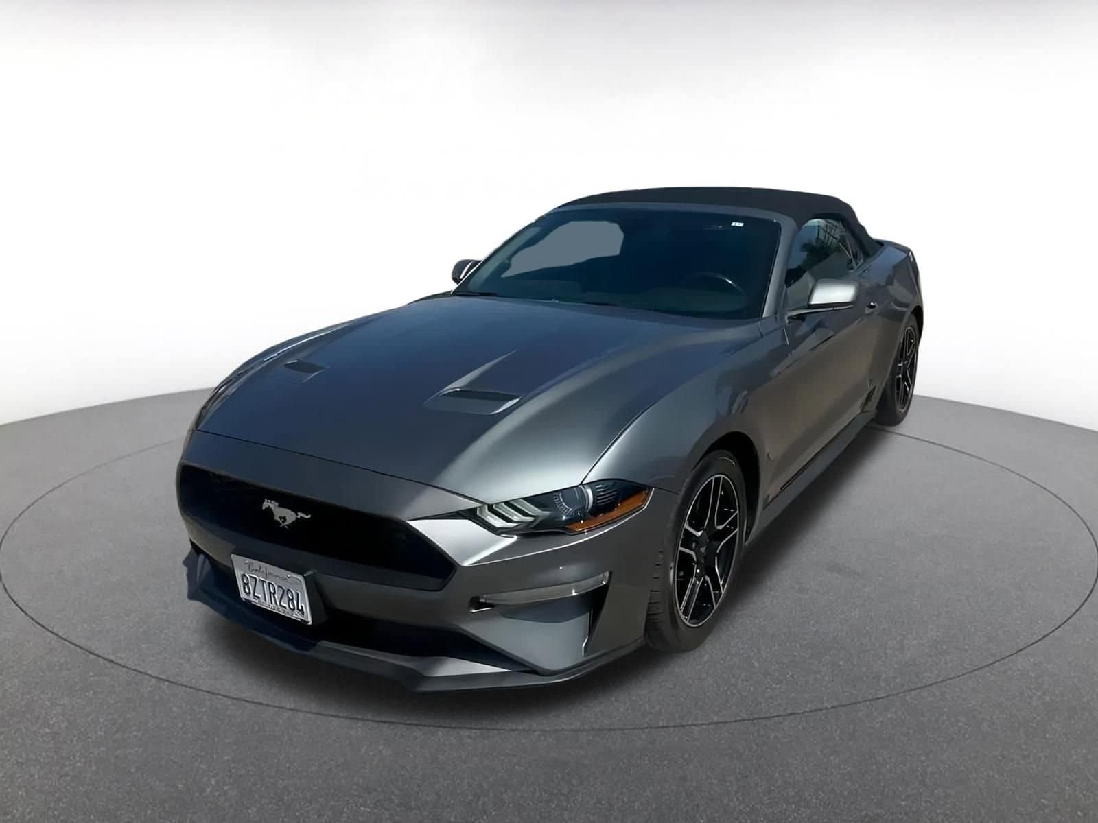 Thumbnail: 2022 Ford Mustang - 6