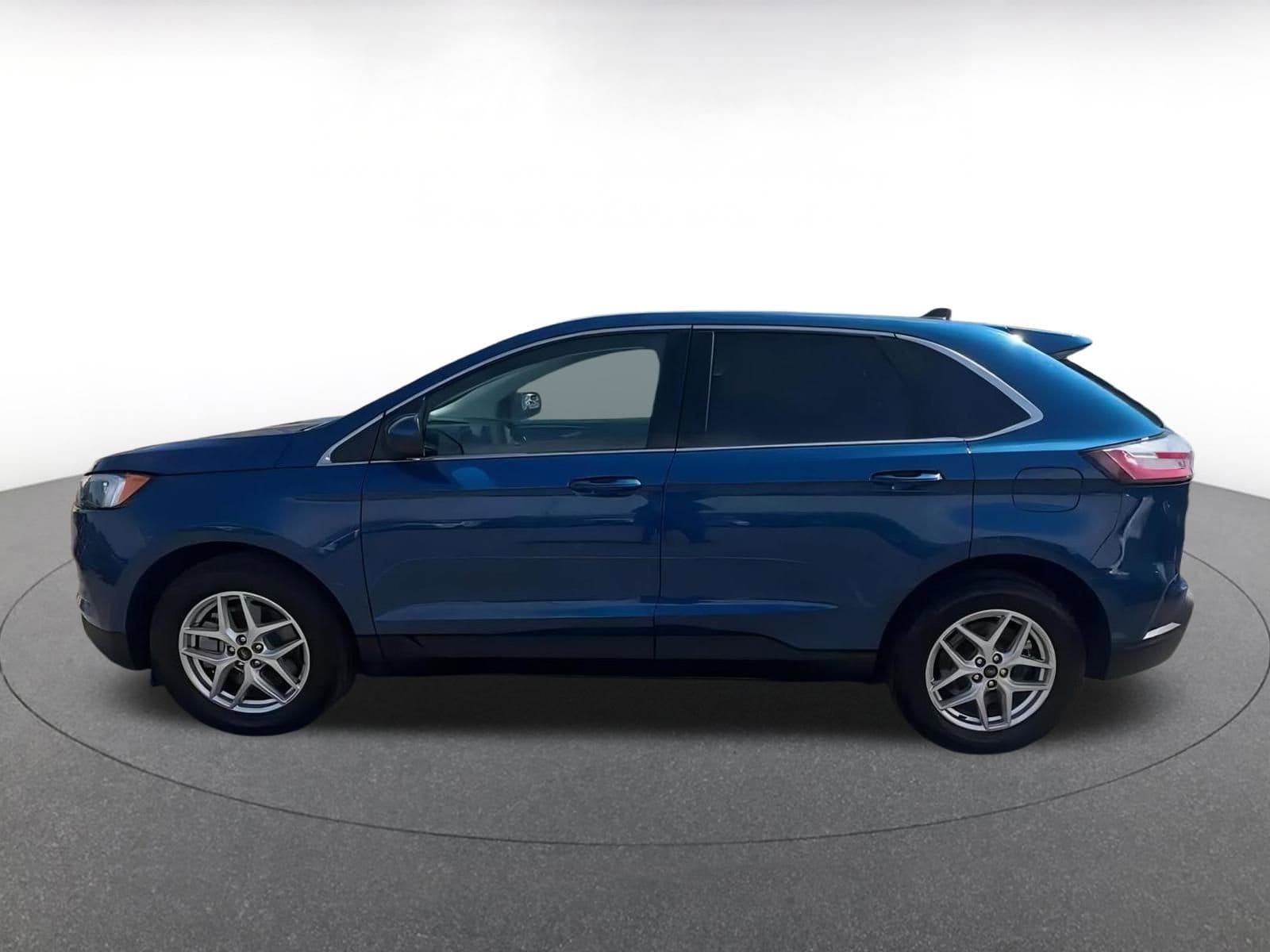 2023 Ford Edge SEL 8