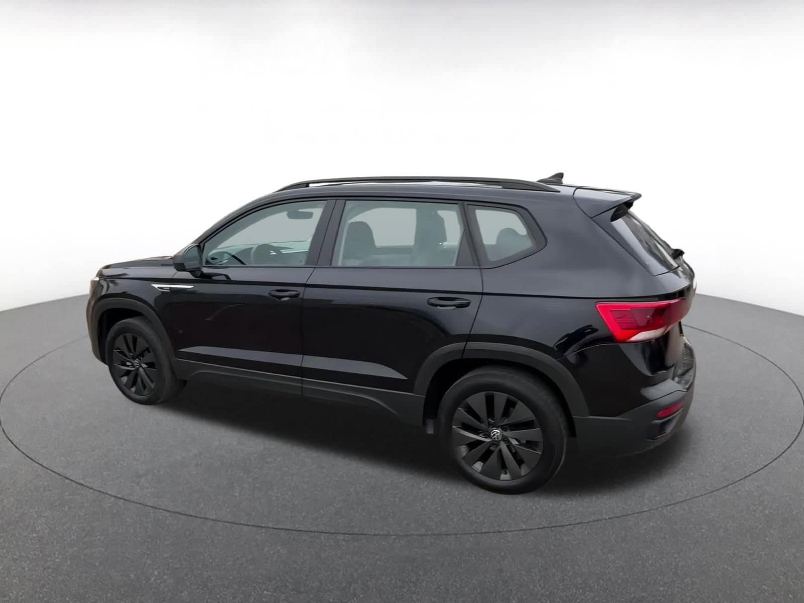 Image 10 of 2024 Volkswagen Taos 1.5T S SUV