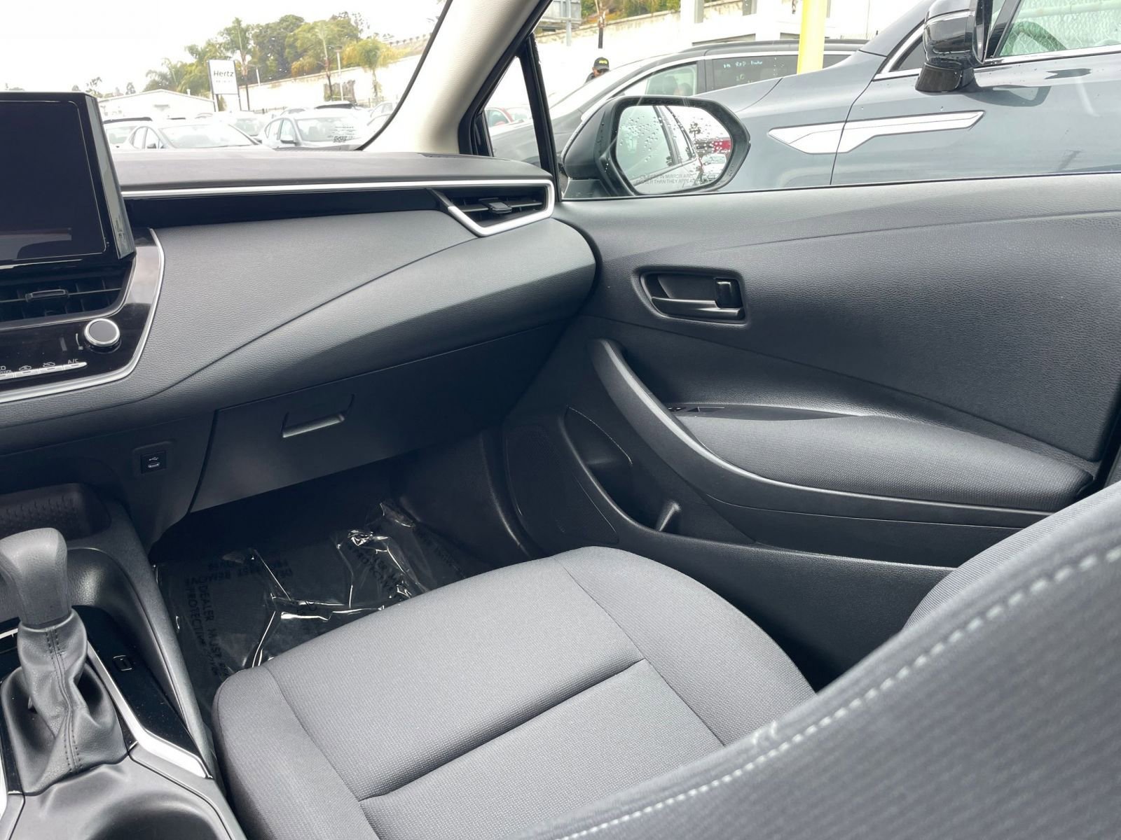 2024 Toyota Corolla LE 33