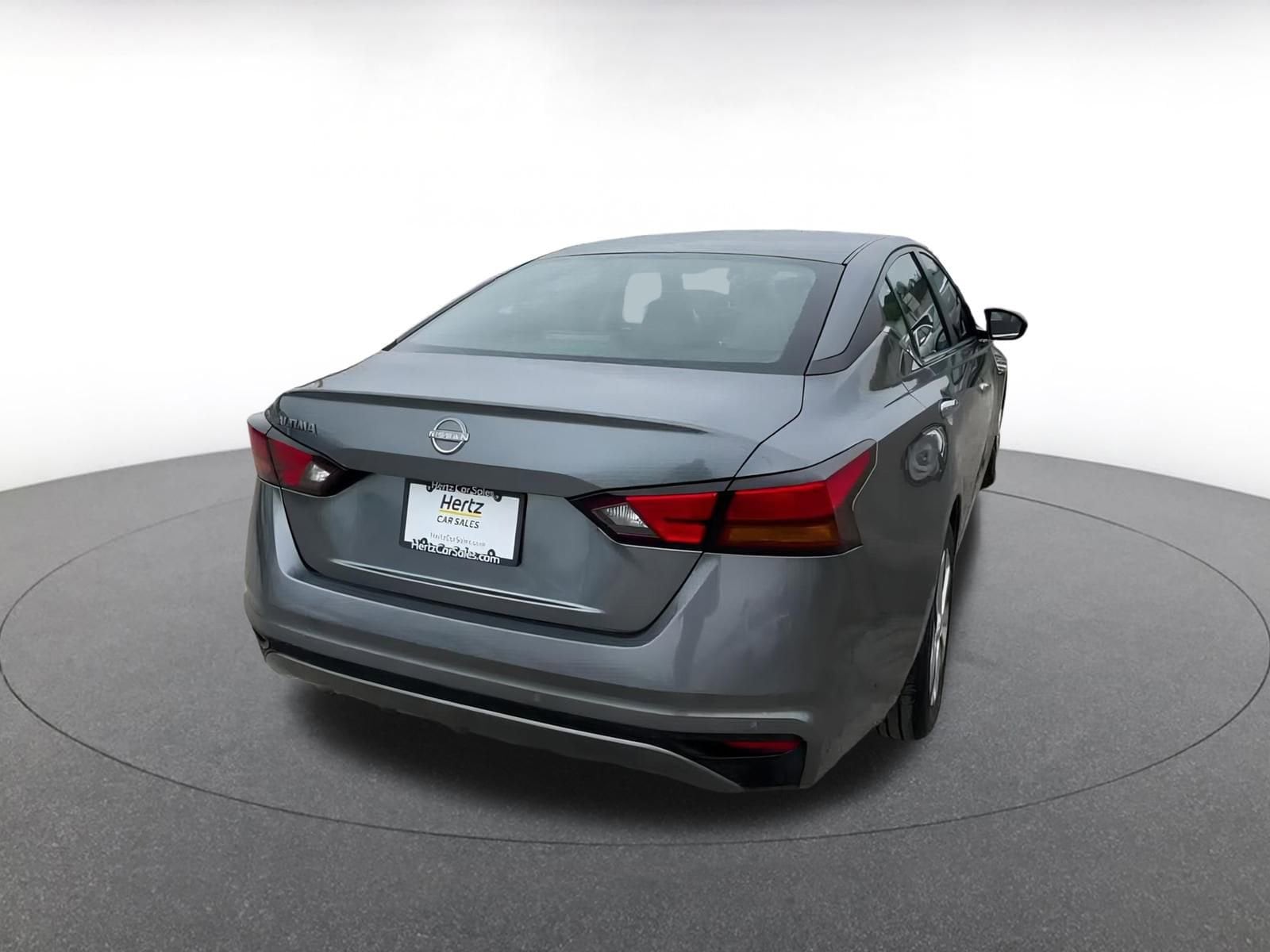2023 Nissan Altima S 13