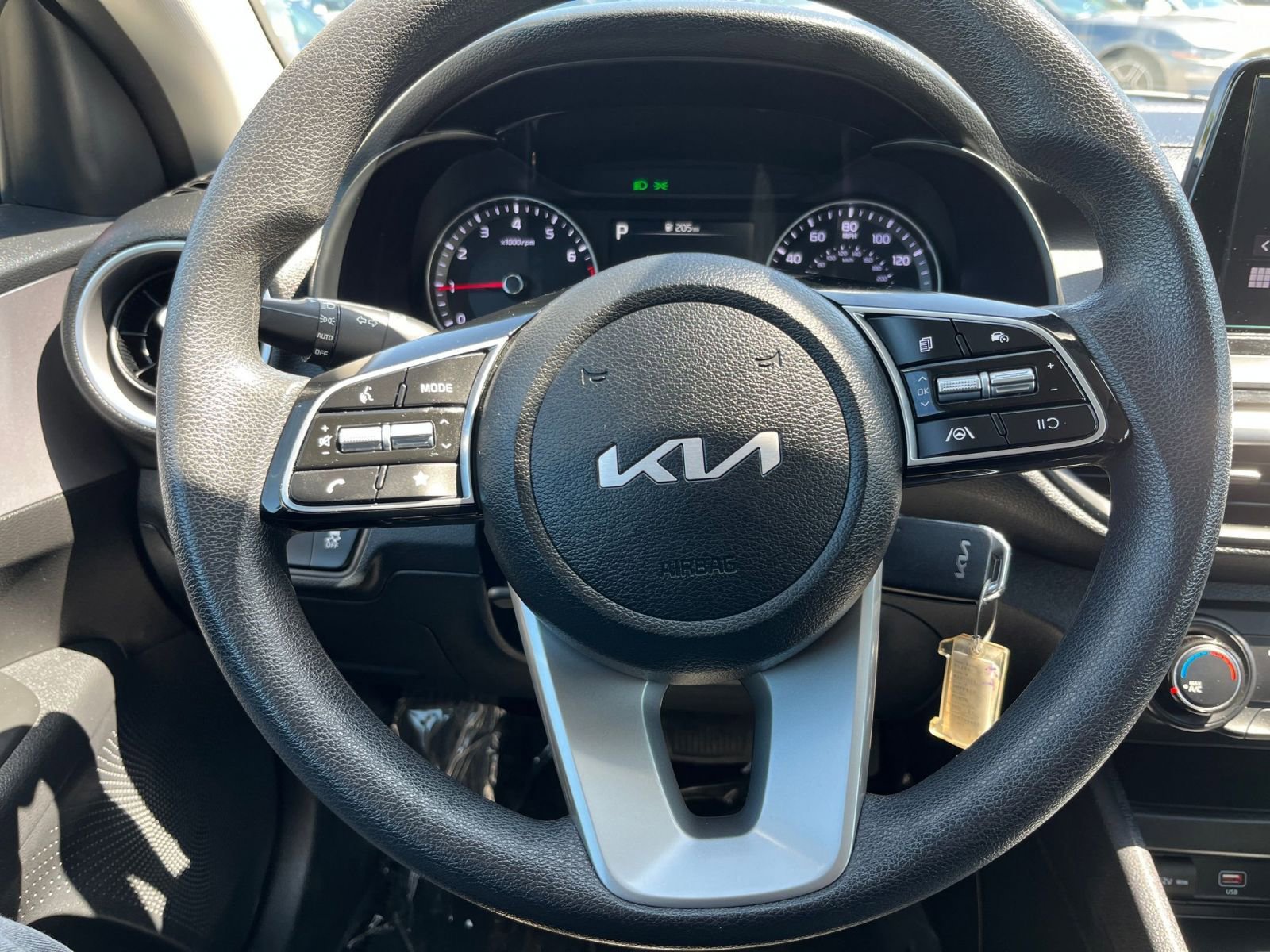 Thumbnail: 2024 Kia Forte - 26