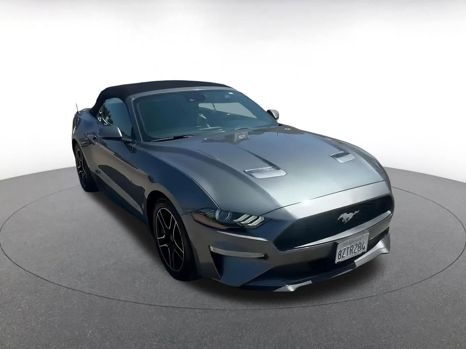 Thumbnail: 2022 Ford Mustang - 3